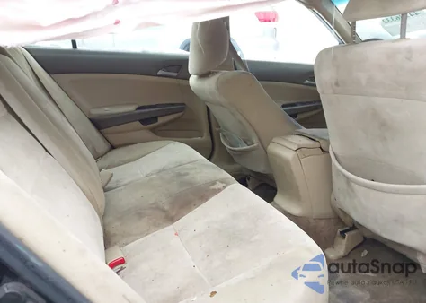 2010 Honda Accord 2.4 Lx-P z USA, uszkodzony, nr VIN 1HGCP2F42AA052676